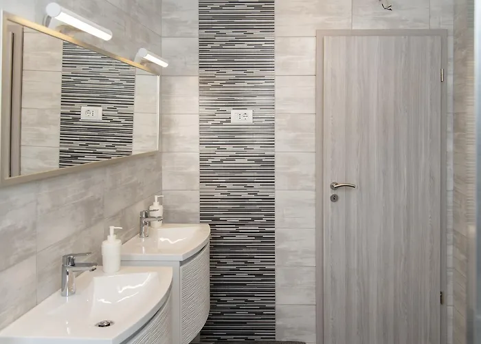 M & A Valbandon, - B Apartment Fazana