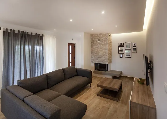 M & A Valbandon, - B * Fazana